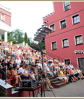 Veranstaltungen Vorschaubild Open-Air-Theater im Burghotel